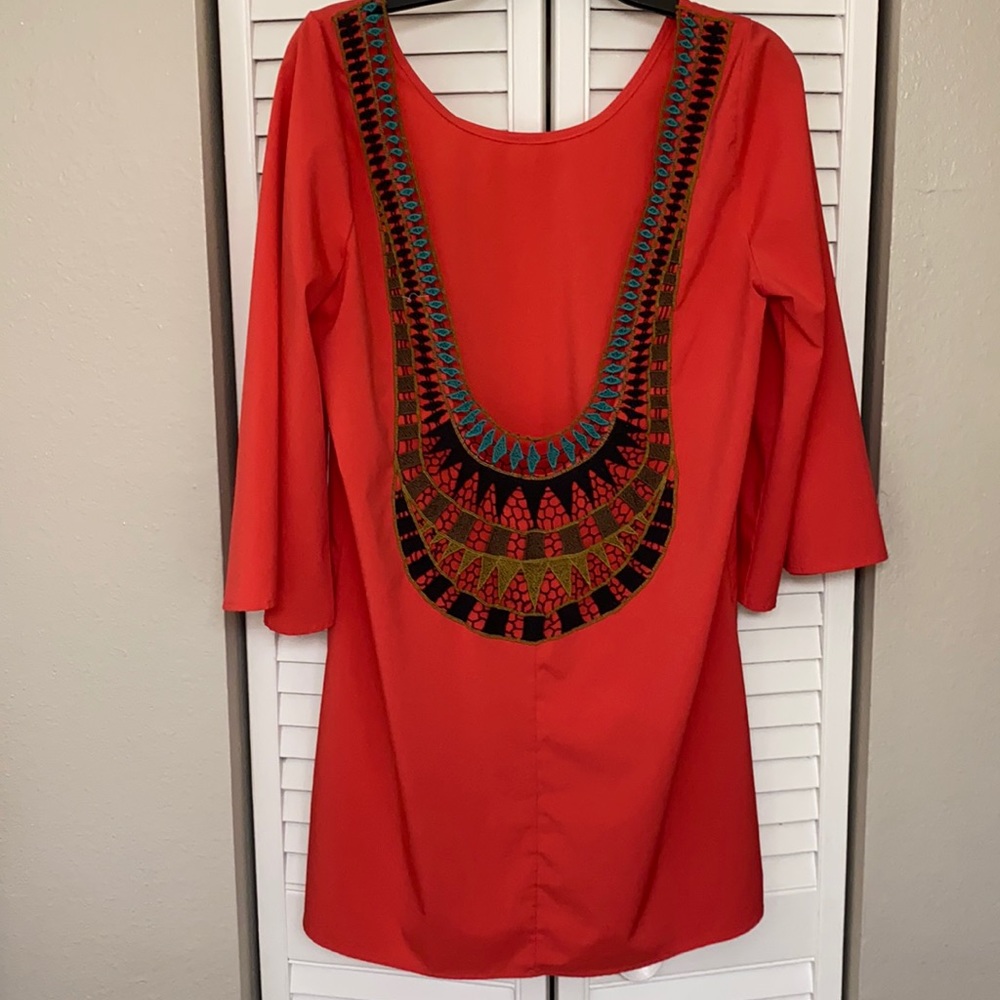 3/20 Embellished back tunic. Bright coral top.